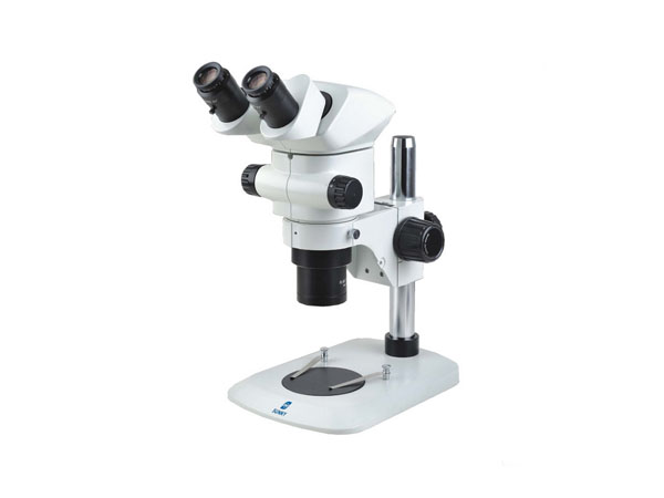 ZOM.03.-Z7 ZOOM Binocular 0.8-5.6x